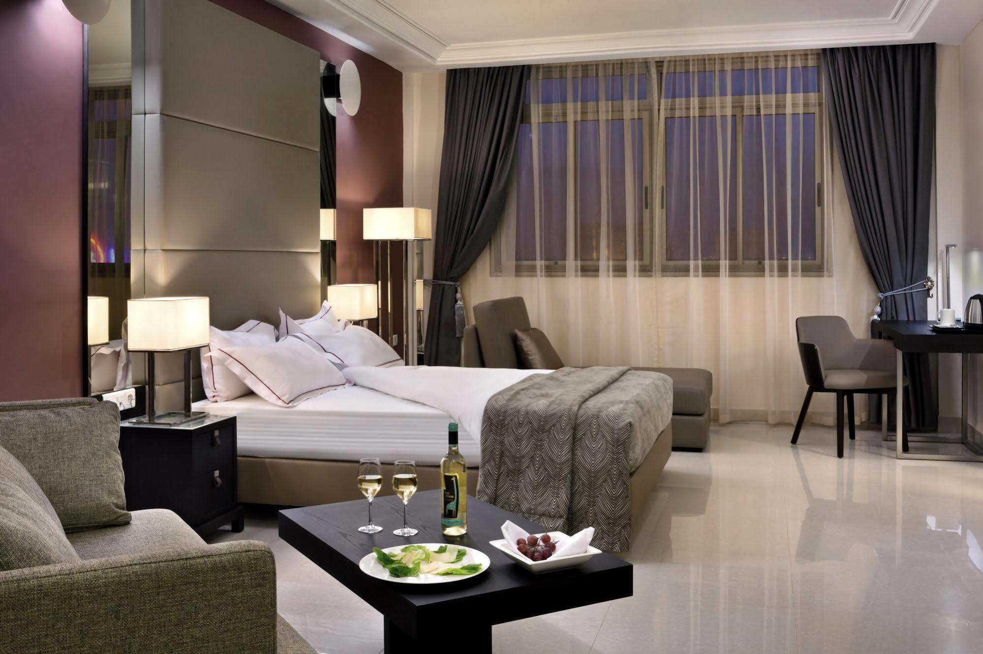Bravia Hotel 瓦加杜古 外观 照片